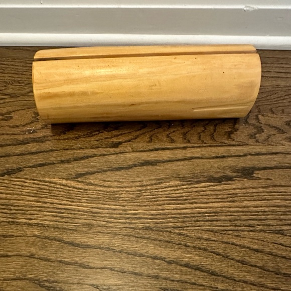 Wood log for displaying records - Picture 3 of 5